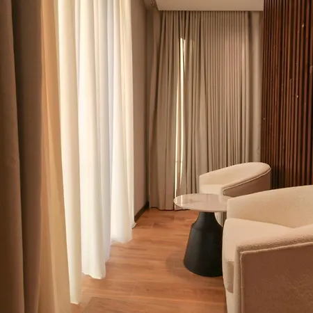 Monarc 4* Ksamil